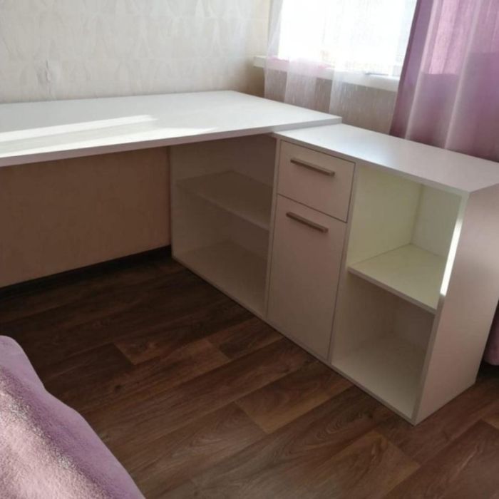 Стол письменный Лайт 03.245
